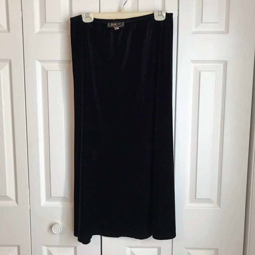 Black velvet R&K evening long skirt large